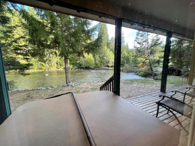 Cozy Riverfront Retreat Leavenworth Exterior foto